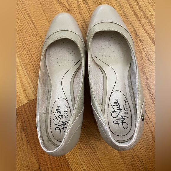 Lifestride Wedge Heel Shoes Women’s 6.5M Beige DREAMS No Box Flaws Shown in pics - Picture 5 of 11